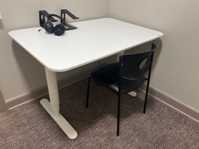 1050418-1 Office workplace Raise and lower desk