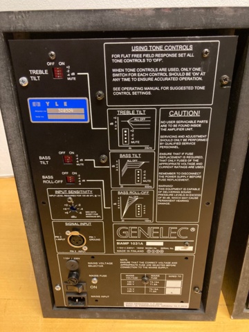 1104082-7 Genelec Biamp 1031A kaiuttimet ja 1092A subwoofer