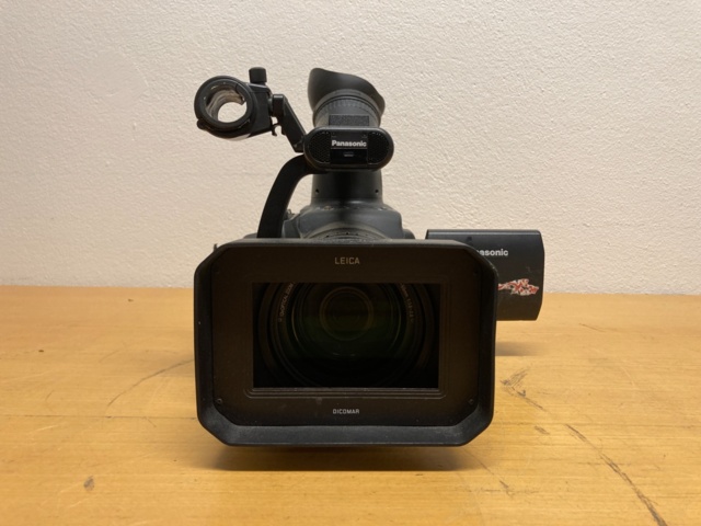 1104086-3 Panasonic AG-HVX201AE Camcorder - 997h