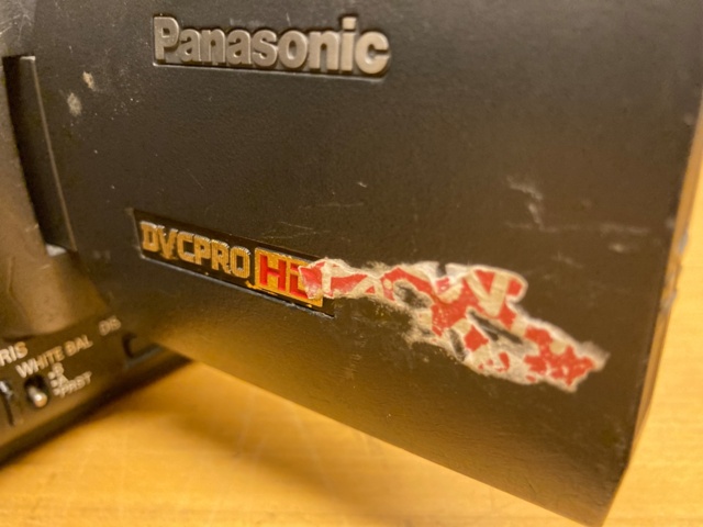 1104086-10 Panasonic AG-HVX201AE Camcorder - 997h