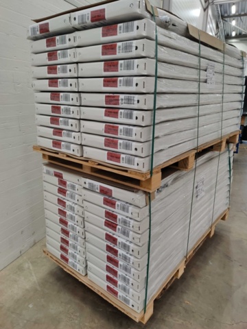 1082486-4 40 radiators Henrad Compact All In 11 400x1800 mm