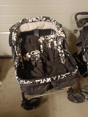 999994-2 2 pushchairs (discarded)