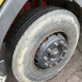 6907-001-15 Kranbil Volvo FM7 4X2 1999 (64405 mil)