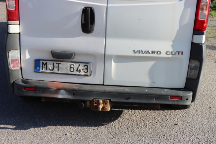 1104518-6 Opel Vivaro 2.9t 2.0 CDTI - 2008