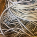 1035172-5 Skärmade kablar på pall