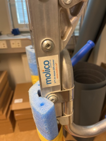 1085710-2 Stair climber Lift car