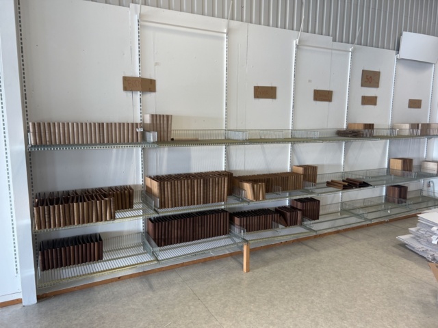 1050477-1 Gästböcker i trä, med papper