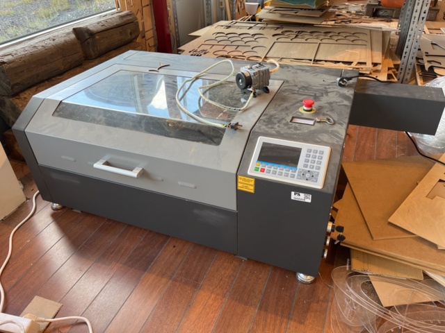 1050458-5 Laser cutter MetaQuip MQ4060-60W Co2 -2021