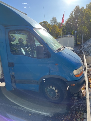 1085731-8 Renault Master Chassis Cab 3.5 T 2.5 dCi Manual, 115hp, 2001 Subject to repair