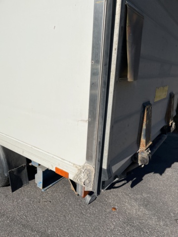 1085731-20 Renault Master Chassis Cab 3.5 T 2.5 dCi Manual, 115hp, 2001 Subject to repair