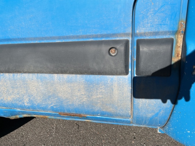 1085731-24 Renault Master Chassis Cab 3.5 T 2.5 dCi Manual, 115hp, 2001 Subject to repair