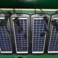 1104693-2 Solar-powered maintenance charger for 12 Volt batteries 2pk