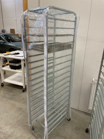 998829-5 2 st Kantinvagnar med plåtar