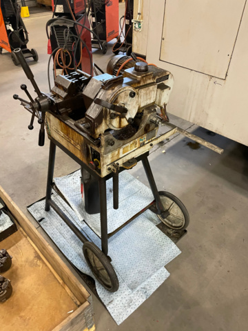 1049678-3 Thread machine/belt machine George Fischer Km 2 with tool