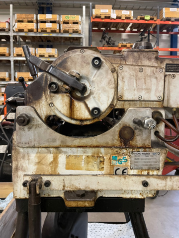 1049678-11 Thread machine/belt machine George Fischer Km 2 with tool