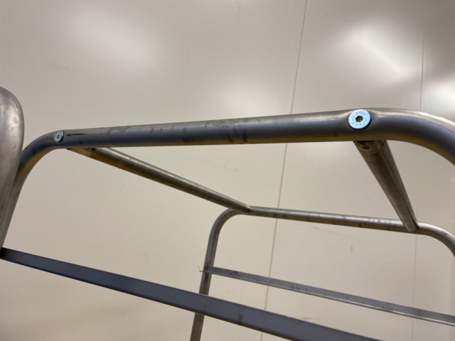 998832-5 2 st Diskvagnar samt korgar