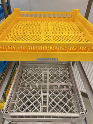 998832-11 2 st Diskvagnar samt korgar