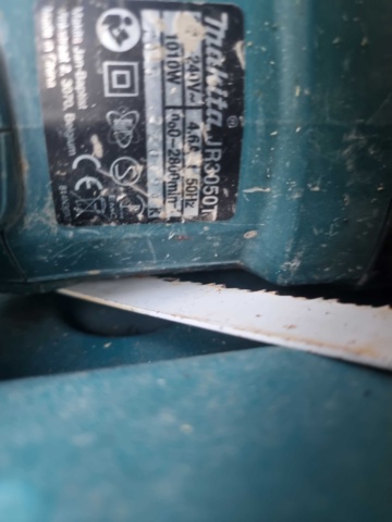 824980-3 Makita angle cutter and tiger saw etc