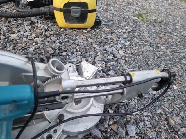 824980-6 Makita angle cutter and tiger saw etc