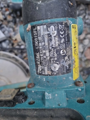 824980-9 Makita angle cutter and tiger saw etc