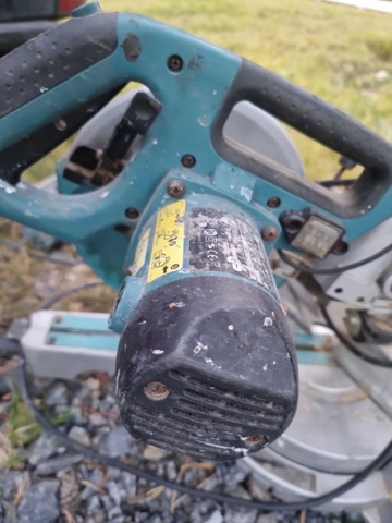 824980-10 Makita angle cutter and tiger saw etc