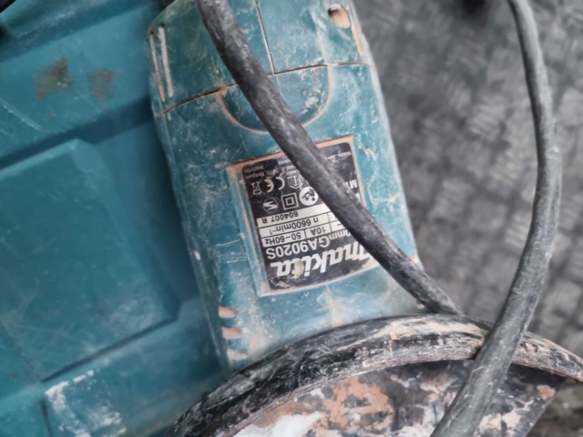 824980-15 Makita angle cutter and tiger saw etc