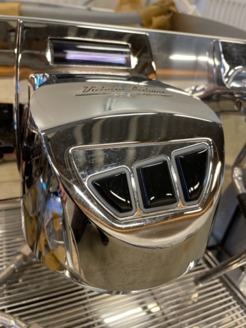 998834-11 Espresso machine Victoria & Espresso grinder Mythos