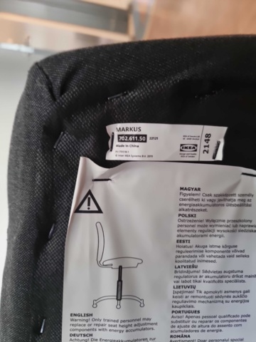 956352-10 Office space including 2 screens