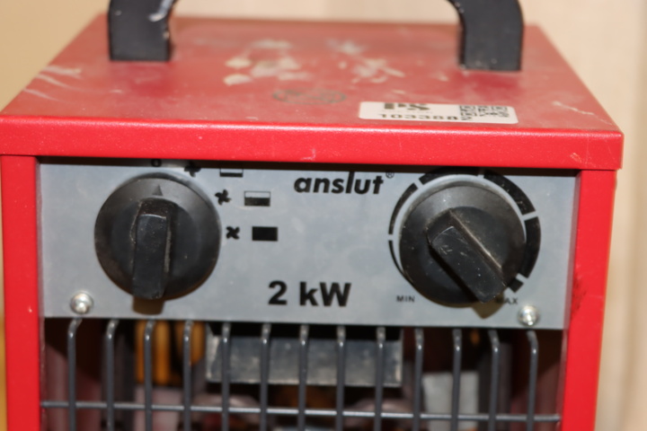 1033882-2 Bosch PSS 230 sander + Heating fan Connect 2kW