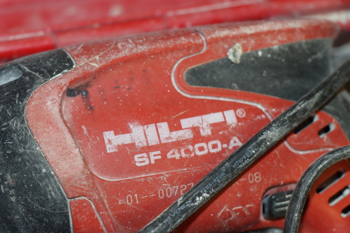 1033897-3 Hilti SF 4000 with accessories