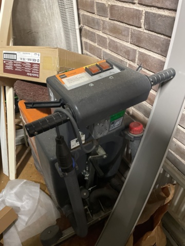 1060352-4 Taski Scrubber