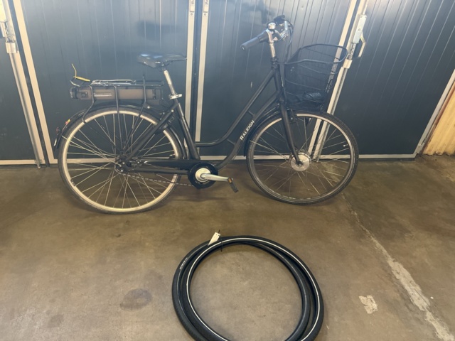 1024330-1 Electric bike Darlington Raleigh repair item -2019