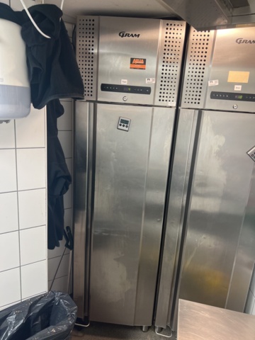 1052445-1 Kylskåp Gram