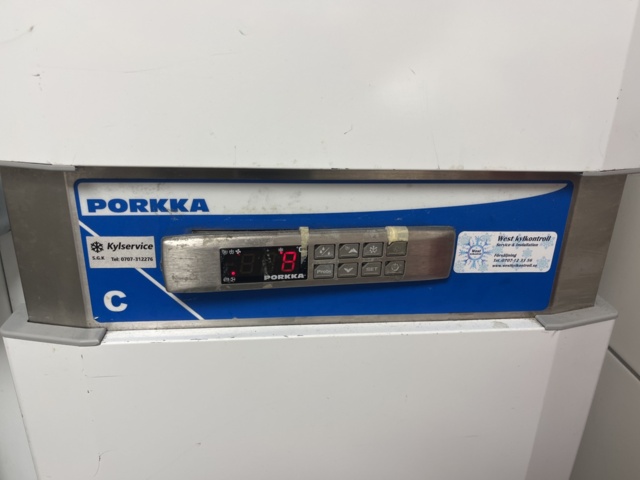 1052468-2 Smaller cold room for dismantling Porkka