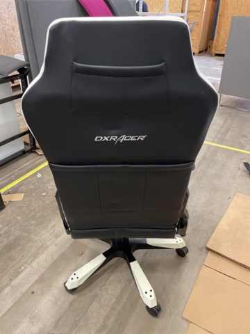 1049656-7 Gaming chair in leather DXRACER, 1 piece