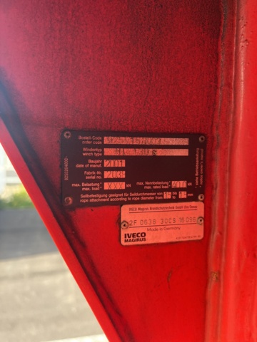 1051225-17 Step car Scania P114GB4X2NB340 -2002 177578.7 km Repair object