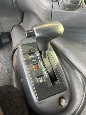 1051225-45 Step car Scania P114GB4X2NB340 -2002 177578.7 km Repair object