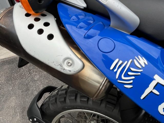 1105071-8 BMW F650 Dakar 2003