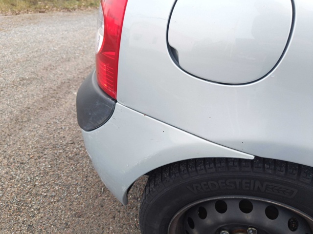 1000000-24 Renault Clio 5-door Hatchback 1.2 - 2005