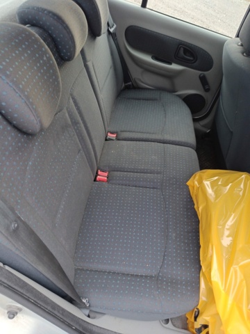 1000000-43 Renault Clio 5-door Hatchback 1.2 - 2005