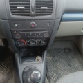 1000000-50 Renault Clio 5-door Hatchback 1.2 - 2005