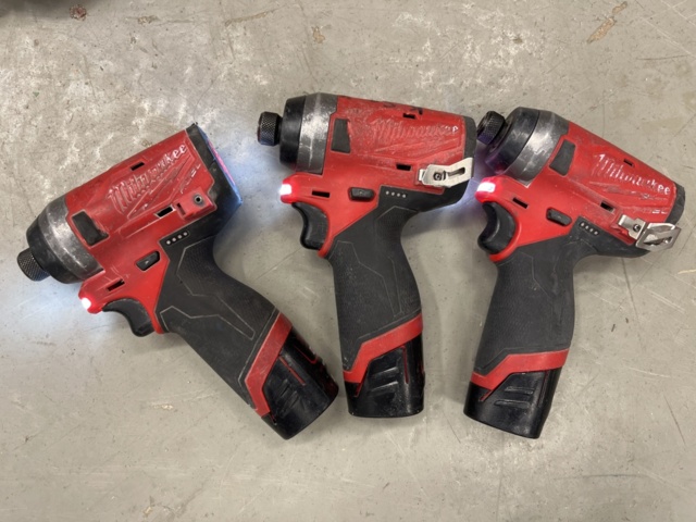 1057178-3 Impact screwdriver x3 with accessories, Milwaukee M12 FID