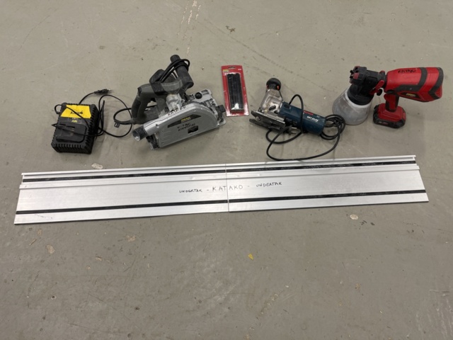 1057182-1 Tool kit #10 Meec & Bosch