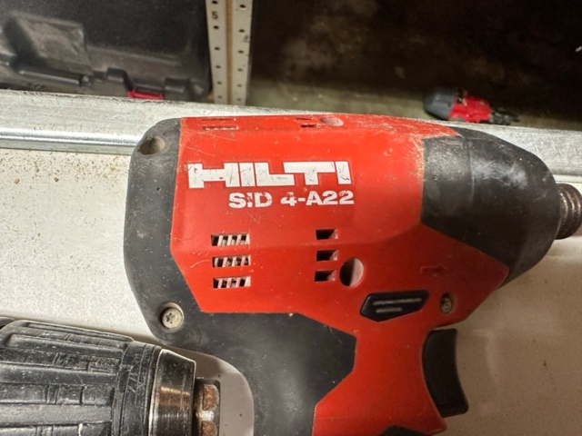 1071180-5 Hilti tools several screwdrivers, circular saw, dust extractor, charger etc