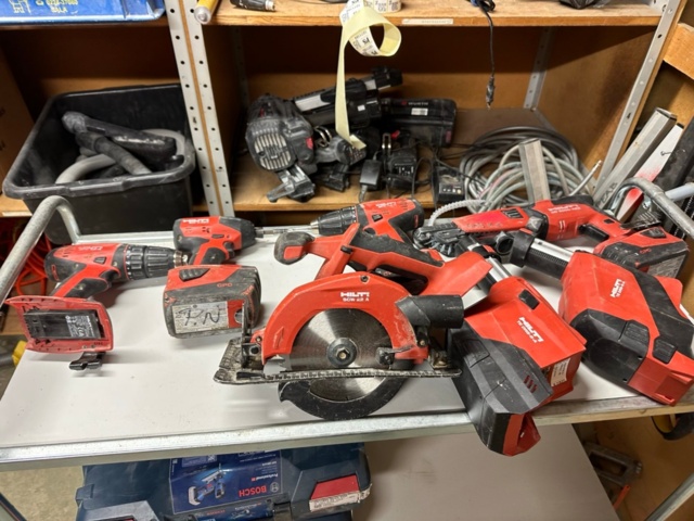 1071180-11 Hilti tools several screwdrivers, circular saw, dust extractor, charger etc