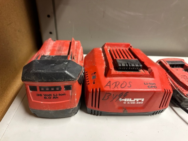 1071180-15 Hilti tools several screwdrivers, circular saw, dust extractor, charger etc