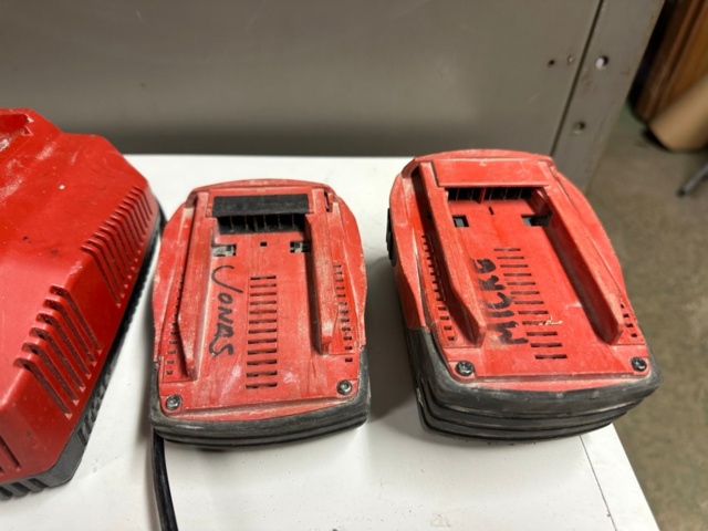 1071180-16 Hilti tools several screwdrivers, circular saw, dust extractor, charger etc