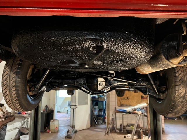 733028-40 Toyota Crown super saloon 2.8 - 1982