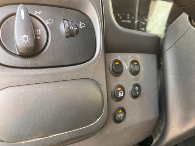 1105547-35 Ford Transit T350 Chassis Cab 2.4 TDCi RWD - 2006