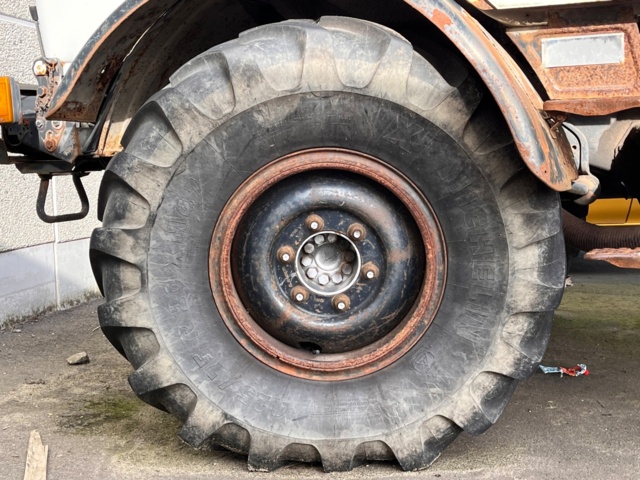 1105548-15 Mercedes-Benz UNIMOG U 1300 L - 1986